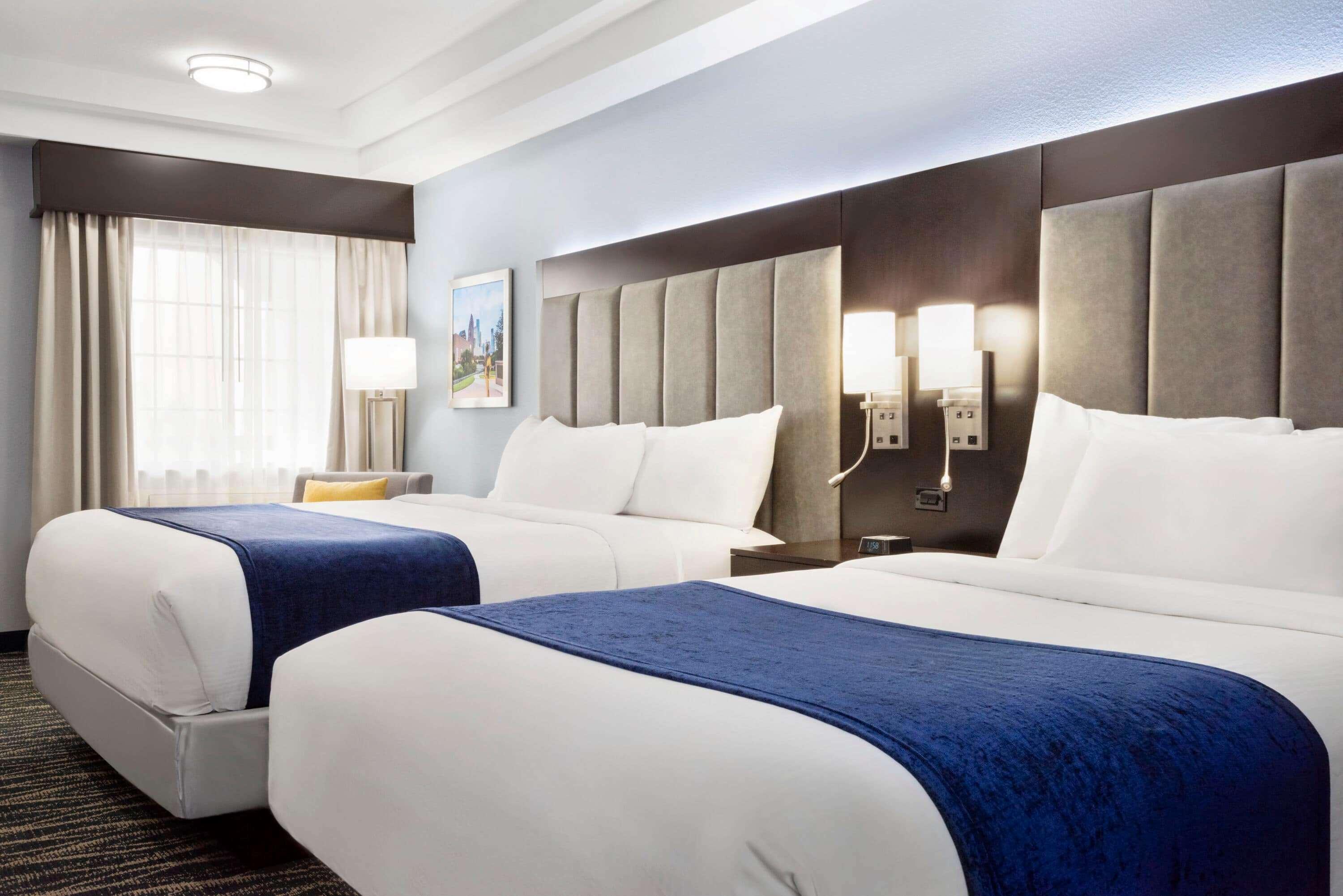 Days Inn & Suites By Wyndham Houston Hobby Airport Bagian luar foto