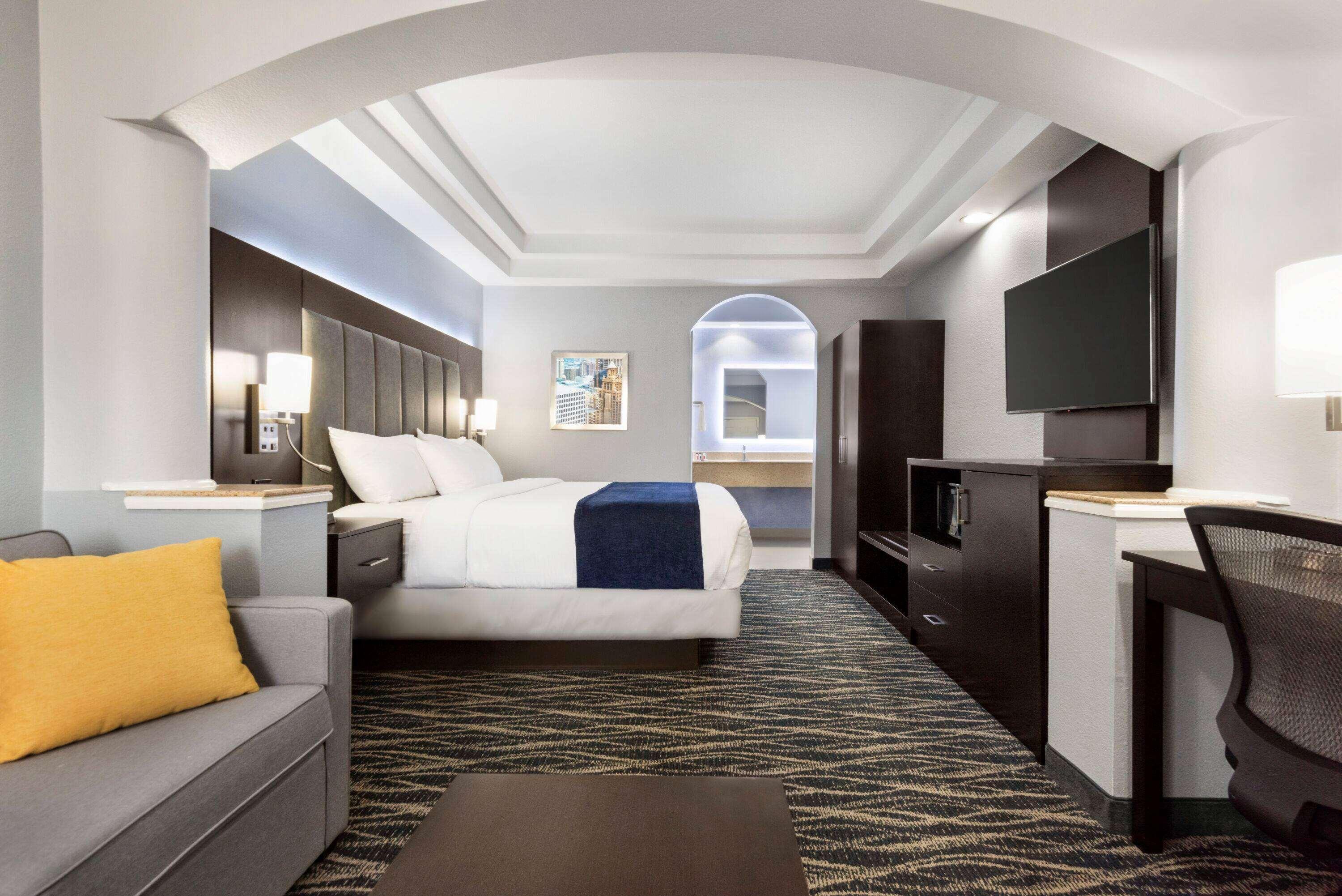Days Inn & Suites By Wyndham Houston Hobby Airport Bagian luar foto